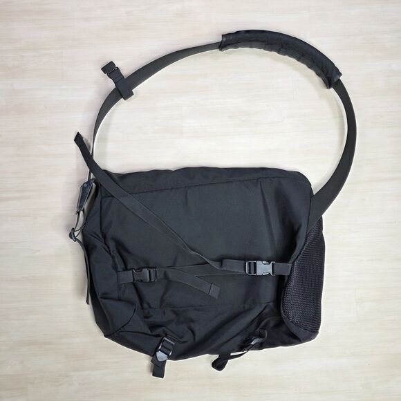 Vintage 90s PATAGONIA Large Critical Mass Canvas Reflective Messenger Bag USA - Picture 2 of 11